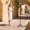 Selfie stick Hoco tripod z pilotem bezprzewodowym obrotowy 360 stopni z automatycznym śledzeniem twarzy K32 czarny-4624
